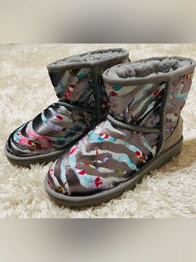 UGG Classic Mini Tiger Flower Patterned Sequin Short Boots Floral Accents
